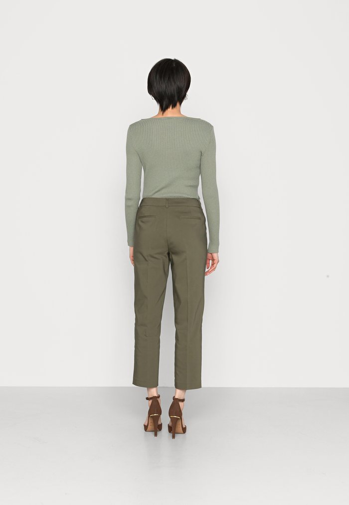 Chinos Anna Field Vert Foncé Femme | XXZ-2634940